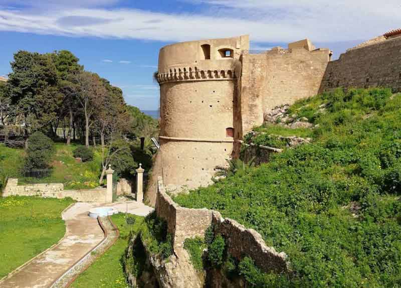 Castello Carlo V
